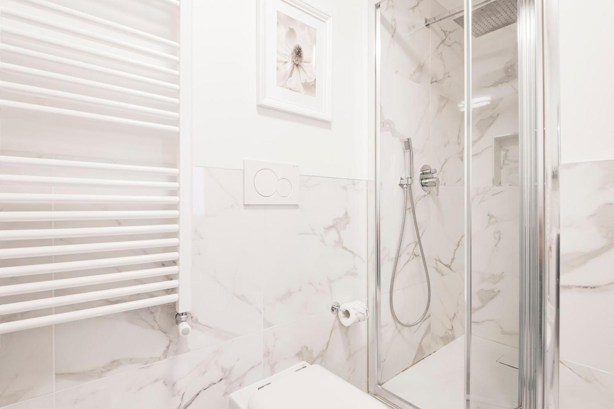 Easylife - Appartamento Elegante Moderno E Accogliente - La Tua Oasi In Citta ميلان المظهر الخارجي الصورة